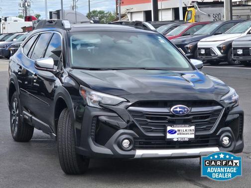 Crystal Black Silica 2025 Subaru Outback Touring XT