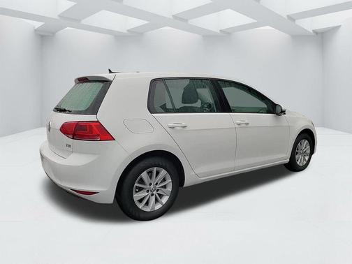 2016 Volkswagen Golf TSI S 4-Door