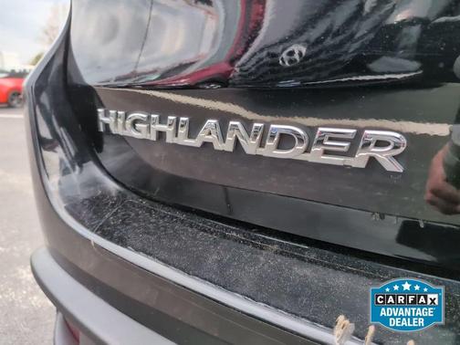 Midnight Black Metallic 2016 Toyota Highlander Limited
