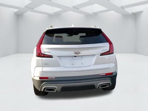 2022 Cadillac XT4 Premium Luxury