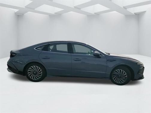 2024 Hyundai SONATA Hybrid Limited