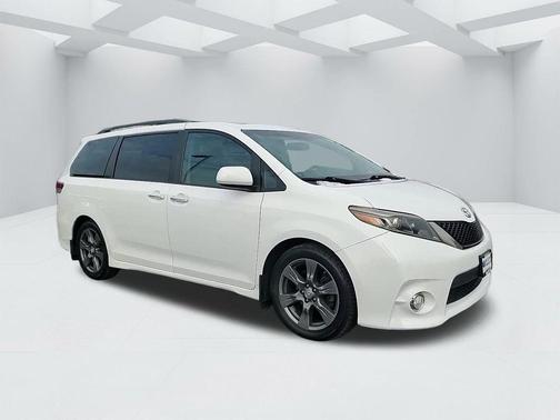 2017 Toyota Sienna L