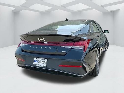 2025 Hyundai ELANTRA HEV SEL Sport