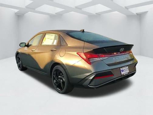 2026 Hyundai ELANTRA SEL