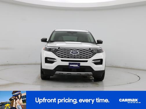 White 2020 Ford Explorer Platinum