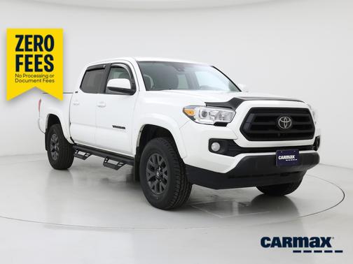 White 2023 Toyota Tacoma SR5