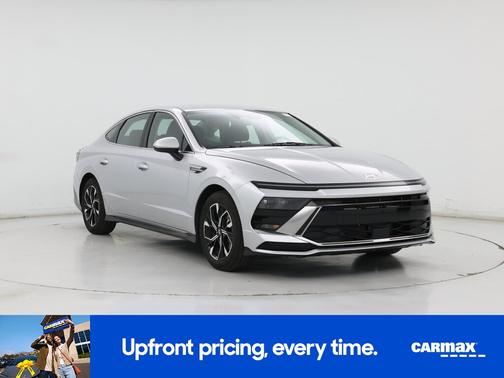 Silver 2025 Hyundai SONATA SE