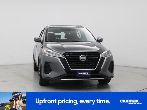 Gray 2021 Nissan Kicks SV