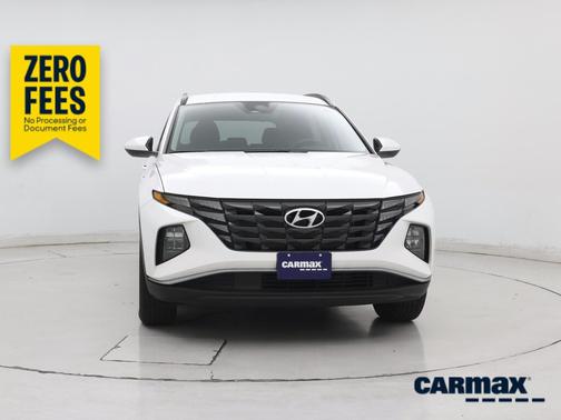 White 2024 Hyundai TUCSON SEL