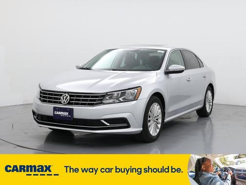 2017 Volkswagen Passat SE