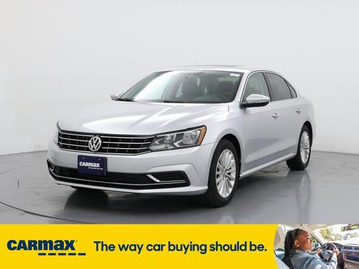 2017 Volkswagen Passat SE