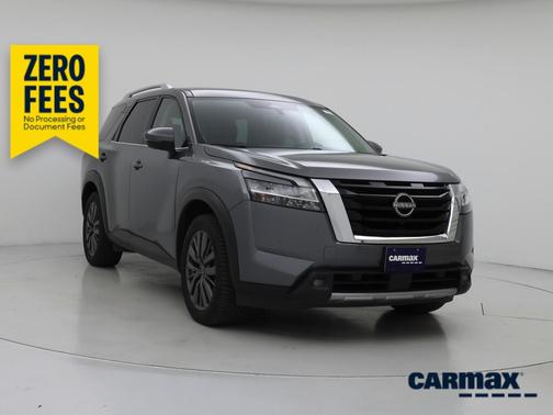 Gray 2022 Nissan Pathfinder SL