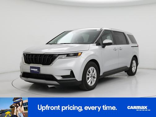 2023 Kia Carnival LX