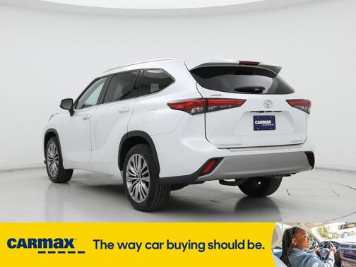 2022 Toyota Highlander Platinum