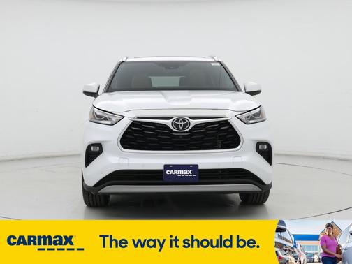 2022 Toyota Highlander Platinum