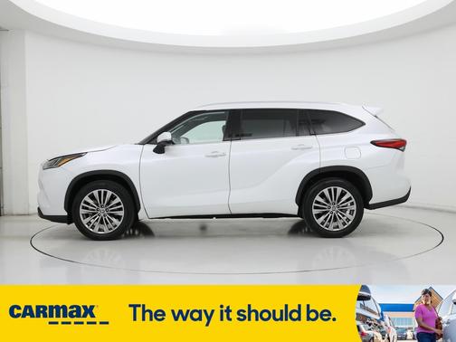 2022 Toyota Highlander Platinum