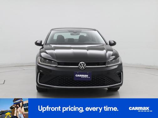 Black 2025 Volkswagen Jetta SE