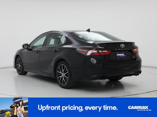 Black 2024 Toyota Camry SE