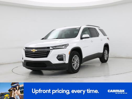 White 2023 Chevrolet Traverse LT Cloth