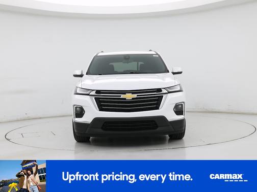 White 2023 Chevrolet Traverse LT Cloth