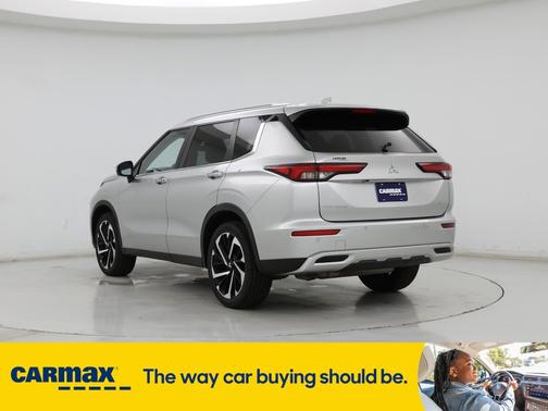 2022 Mitsubishi Outlander SE