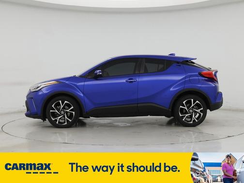 2022 Toyota C-HR XLE