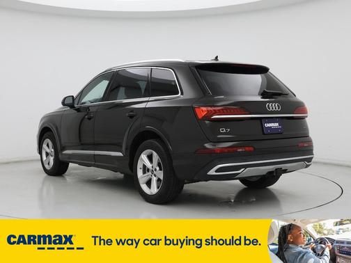 2023 Audi Q7 Premium Plus