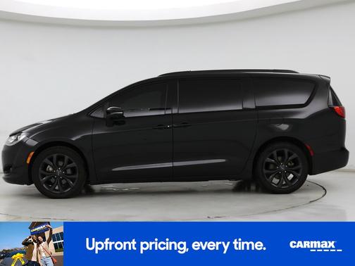 Black 2020 Chrysler Pacifica Limited