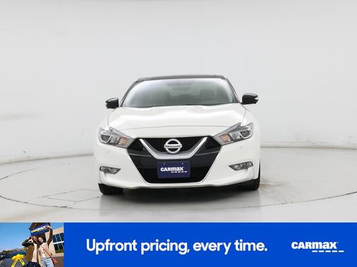 White 2017 Nissan Maxima Platinum