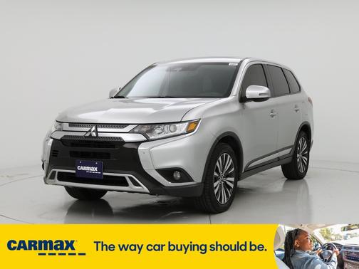 2020 Mitsubishi Outlander SE