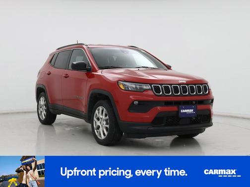 2023 Jeep Compass Latitude Lux