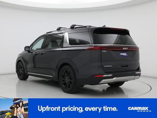 2024 Kia Carnival SX