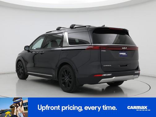 2024 Kia Carnival SX