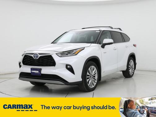2023 Toyota Highlander Hybrid Platinum