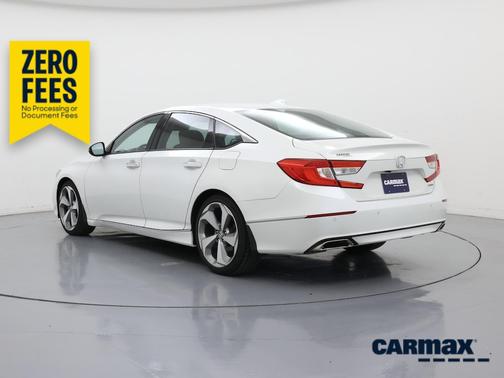 White 2018 Honda Accord Touring