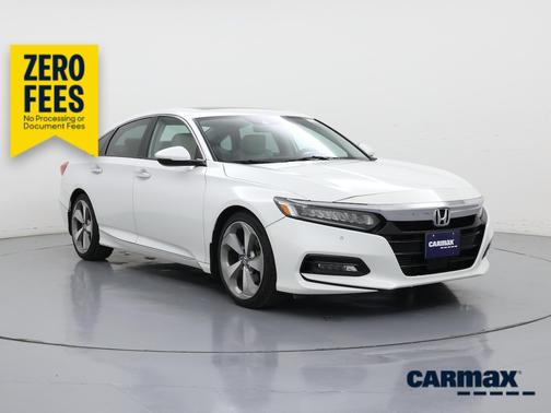 White 2018 Honda Accord Touring