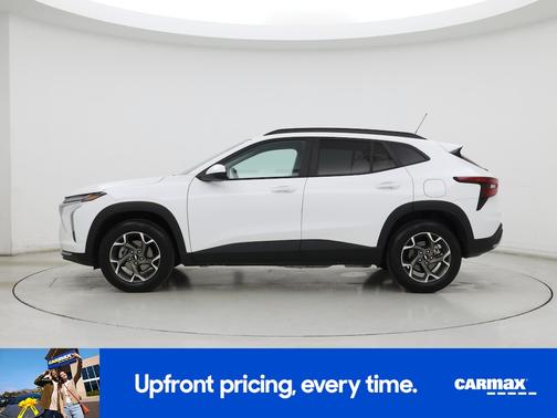 White 2025 Chevrolet Trax LT