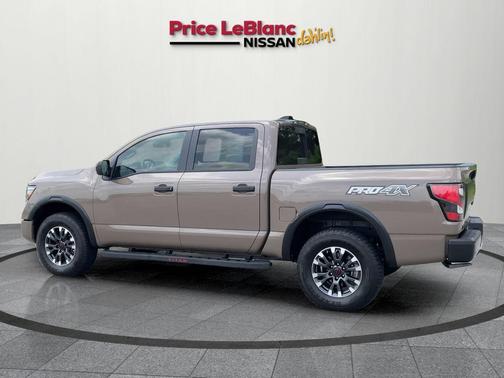 2024 Nissan Titan PRO-4X