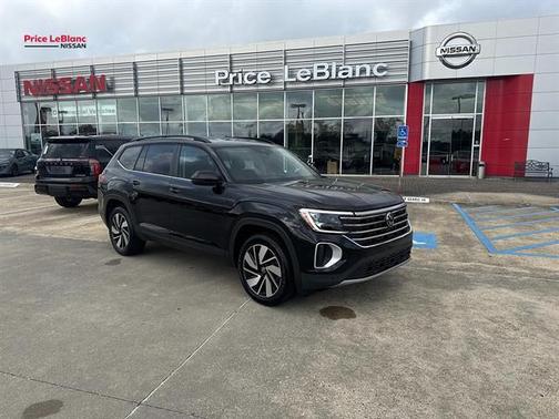 Deep Black Pearl Effect 2025 Volkswagen Atlas 2.0T SE w/Technology