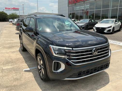 Deep Black Pearl Effect 2025 Volkswagen Atlas 2.0T SE w/Technology