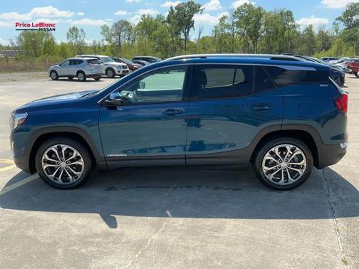Blue Emerald Metallic 2019 GMC Terrain SLT