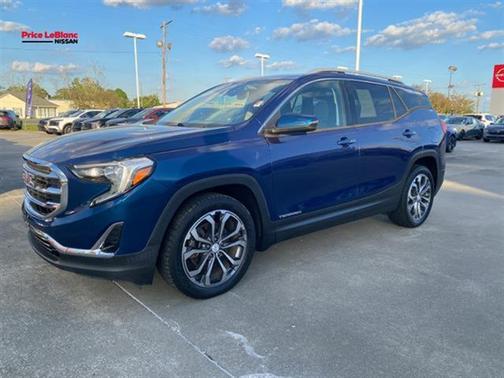 Blue Emerald Metallic 2019 GMC Terrain SLT
