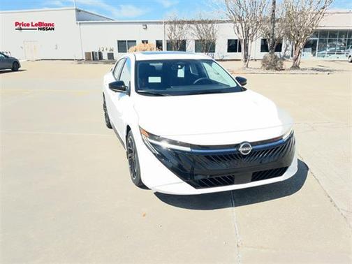 Aspen White 2026 Nissan Sentra SR