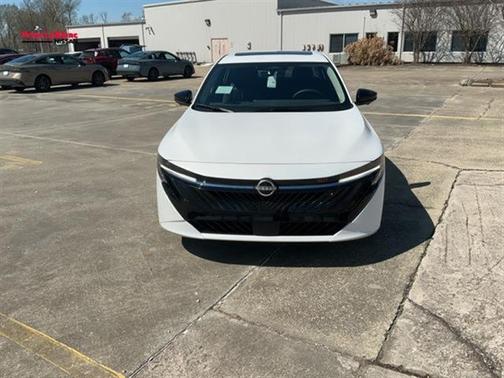 Aspen White 2026 Nissan Sentra SR