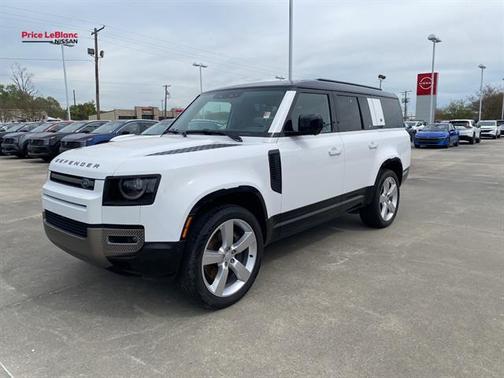 2024 Land Rover Defender 130 P400 X-Dynamic SE