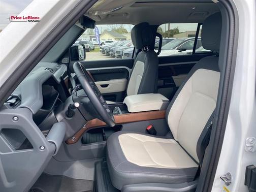 Fuji White 2024 Land Rover Defender 130 P400 X-Dynamic SE