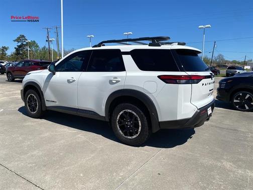 2023 Nissan Pathfinder Rock Creek
