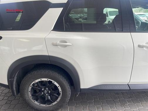 2023 Nissan Pathfinder Rock Creek