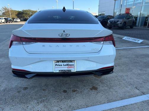 2021 Hyundai ELANTRA Limited
