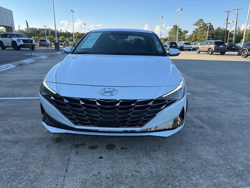 2021 Hyundai ELANTRA Limited